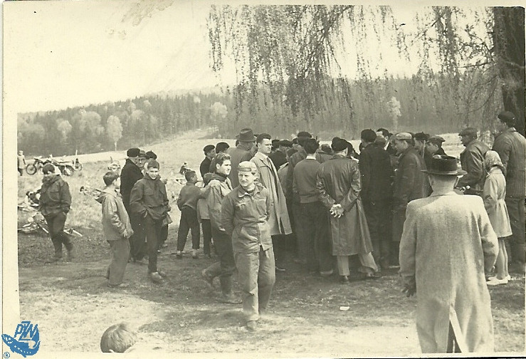 Zawody wędkarskie na łowisku Kamieniok w roku 1963 r.br /Autor: Materiał z archiwum: Zarządu Koła PZW Nr 45 Racibórz-Miasto.