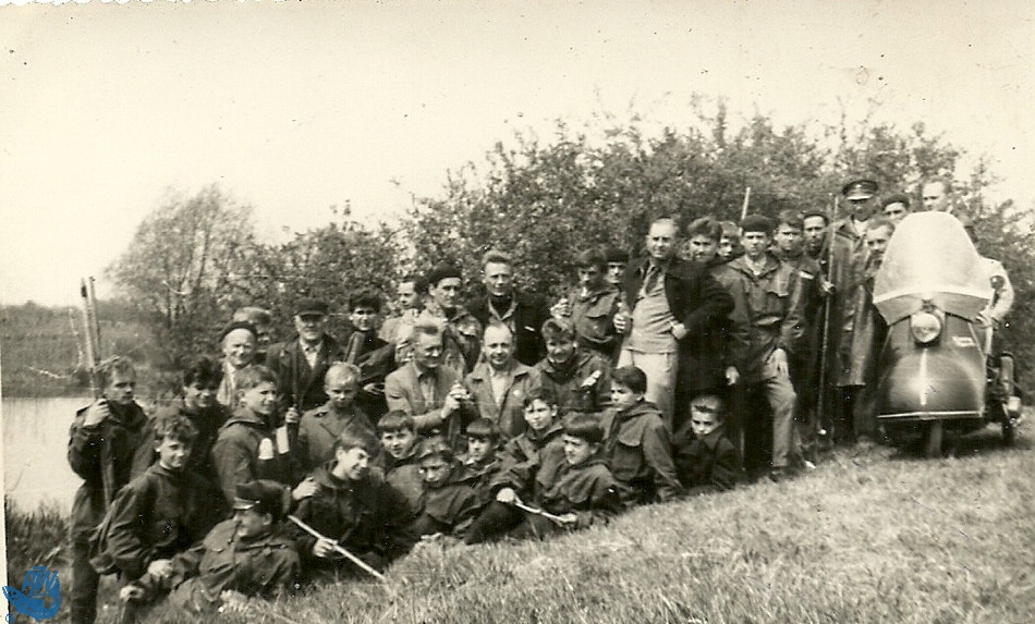 Po zawodach wędkarskich na łowisku Plinc w roku 1962br /Autor: Materiał z archiwum: Zarządu Koła PZW Nr 45 Racibórz-Miasto.